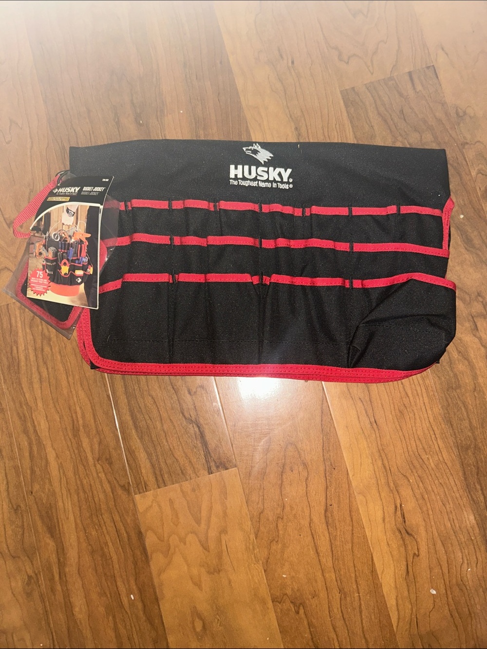 Husky bucket jockey NWT